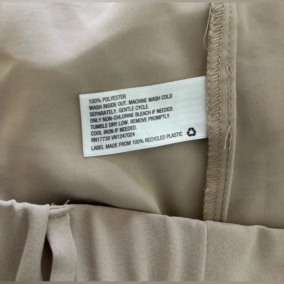 a new day Pants Women’s 17 Beige/Rapid Rock Wide Leg Pleated Slacks Pockets New - Picture 3 of 9